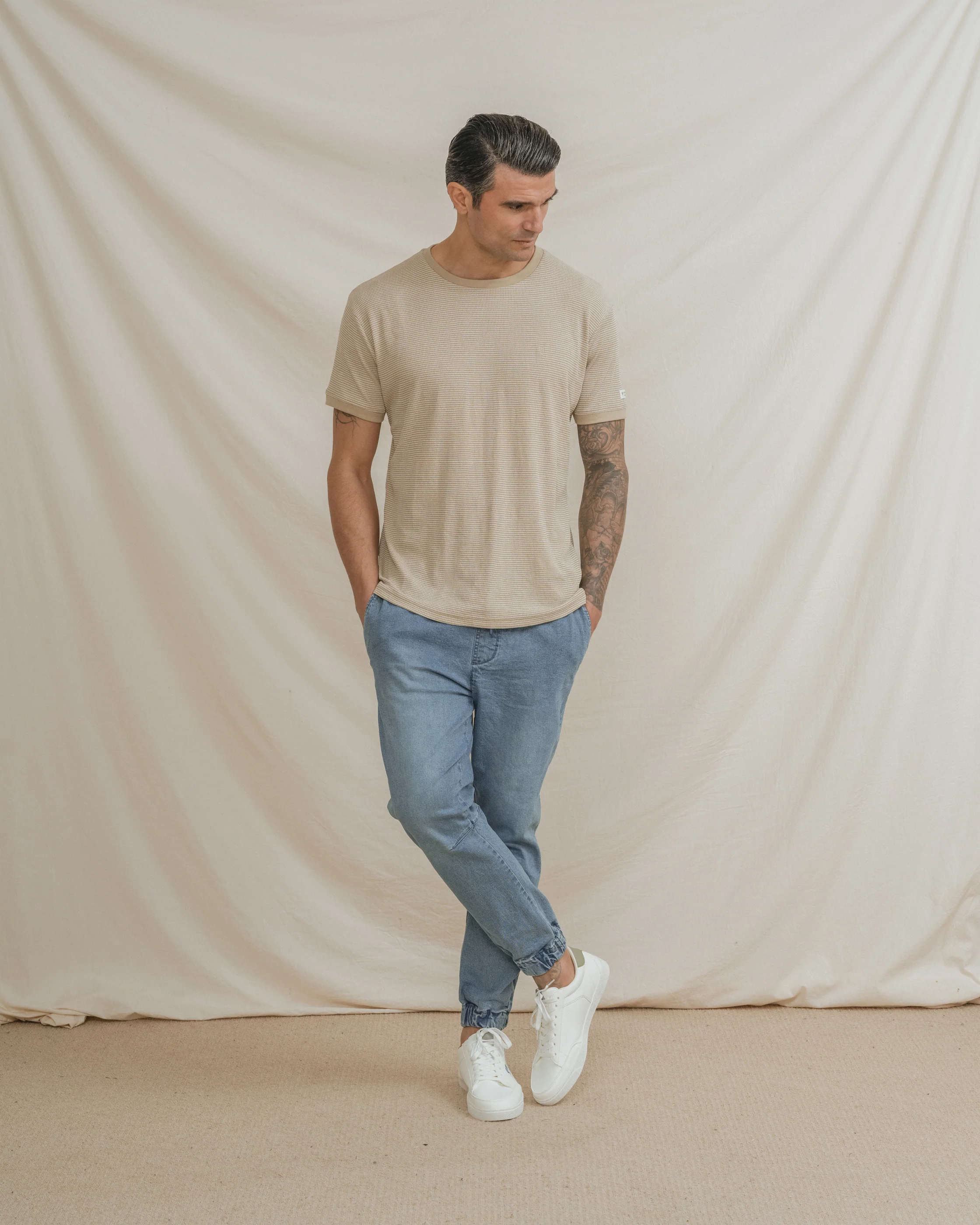 CAMISETA ESTRUCTURA BEIGE - Image 5