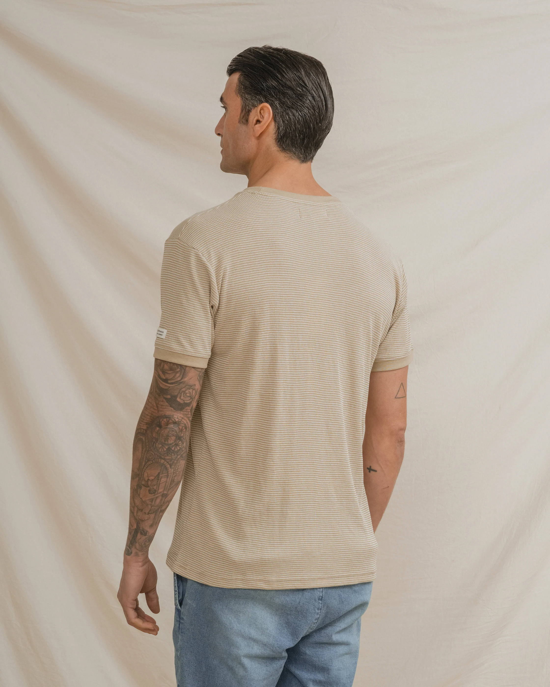 CAMISETA ESTRUCTURA BEIGE - Image 6