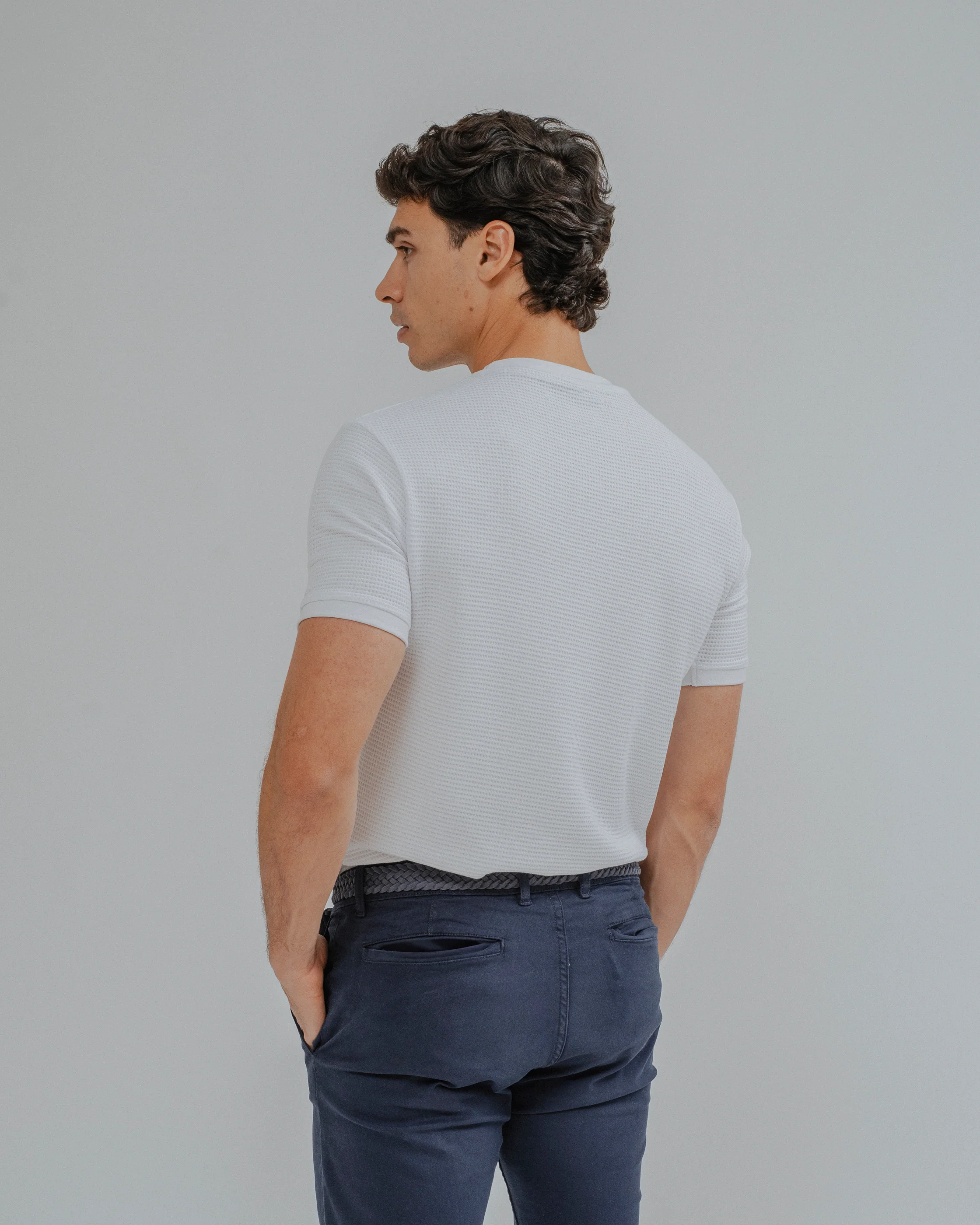 CAMISETA ESTRUCTURA PERFORADA BLANCA - Image 3