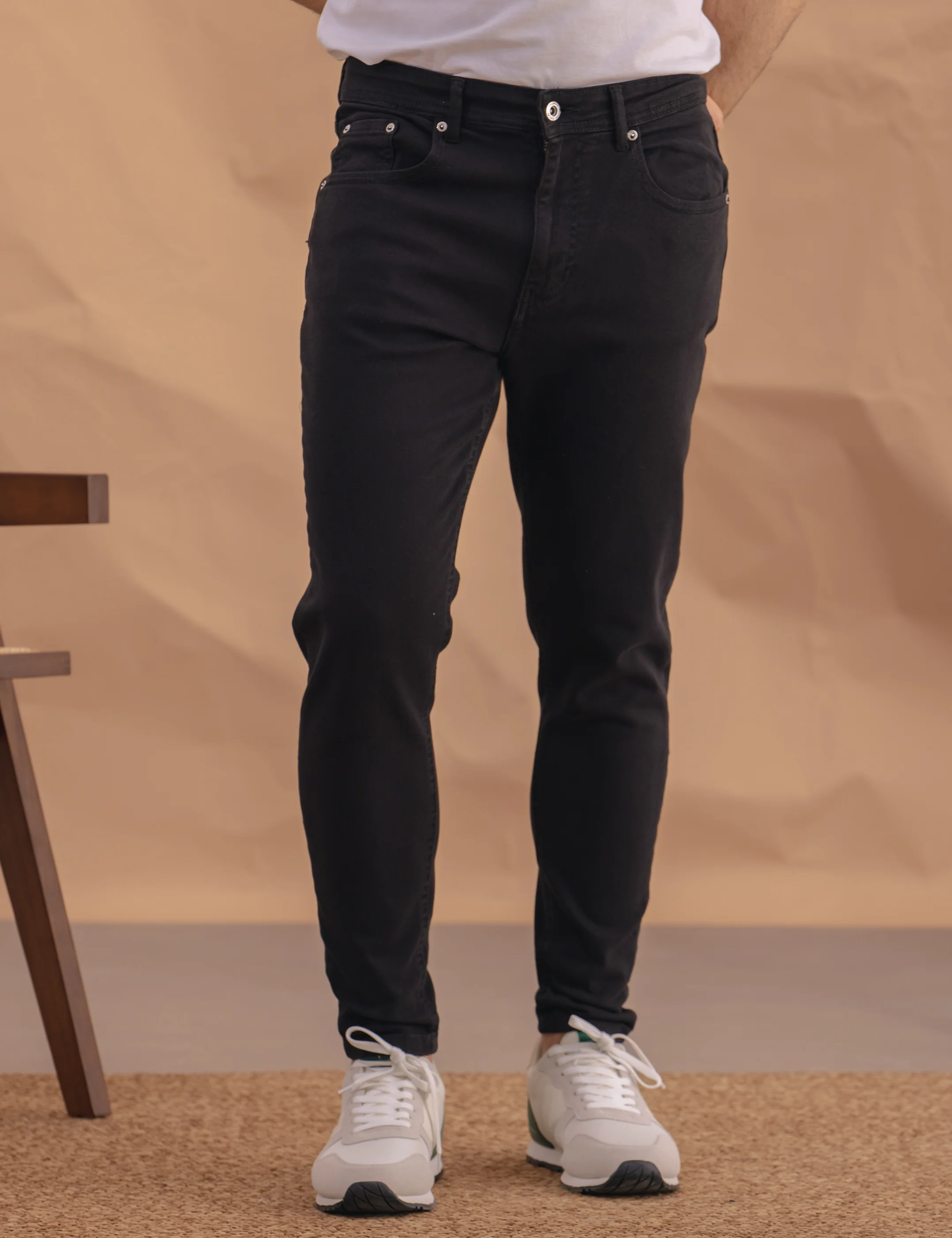 PANTALÓN 5 BOLSILLOS SKINNY NEGRO - Image 3