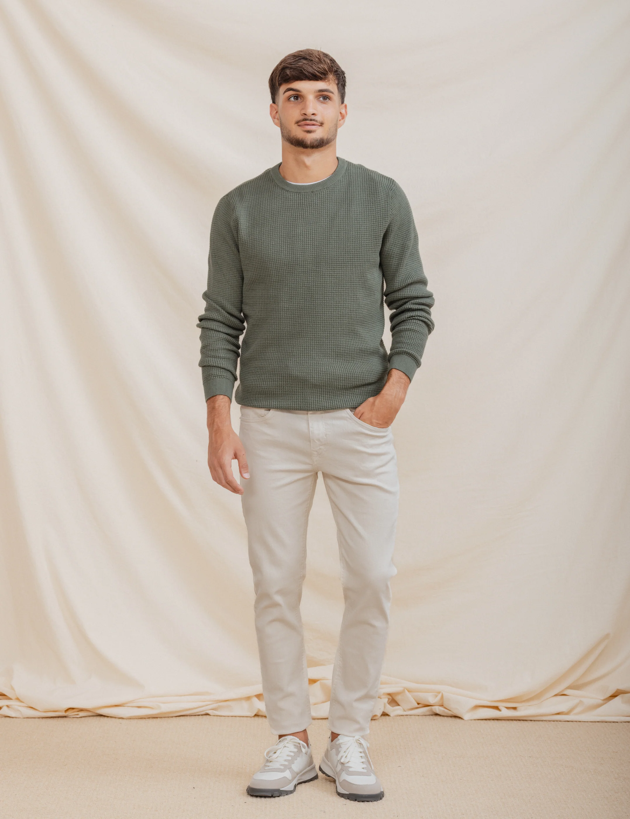 PANTALÓN 5 BOLSILLOS SLIM BEIGE - Image 5