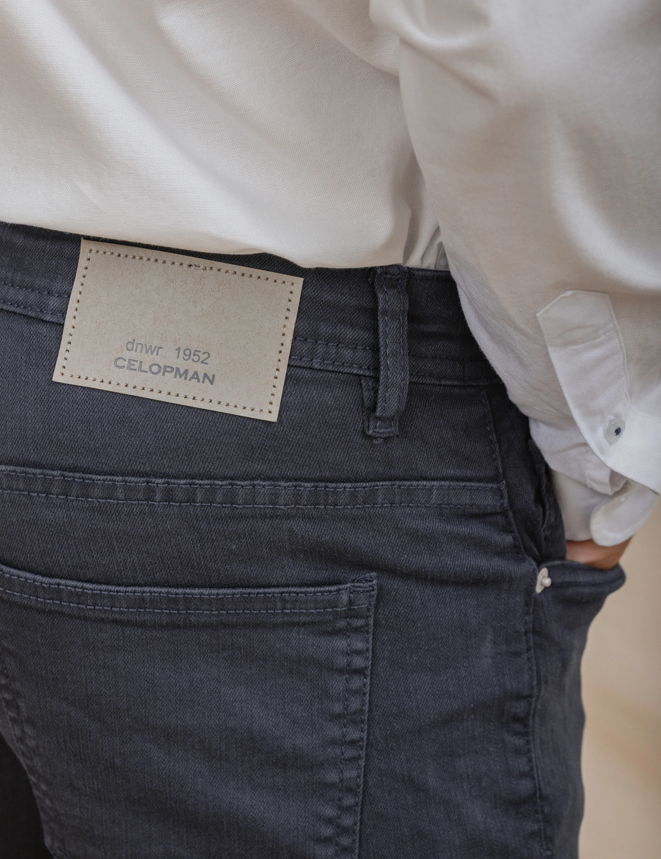 PANTALÓN 5 BOLSILLOS SLIM MARINO - Image 3