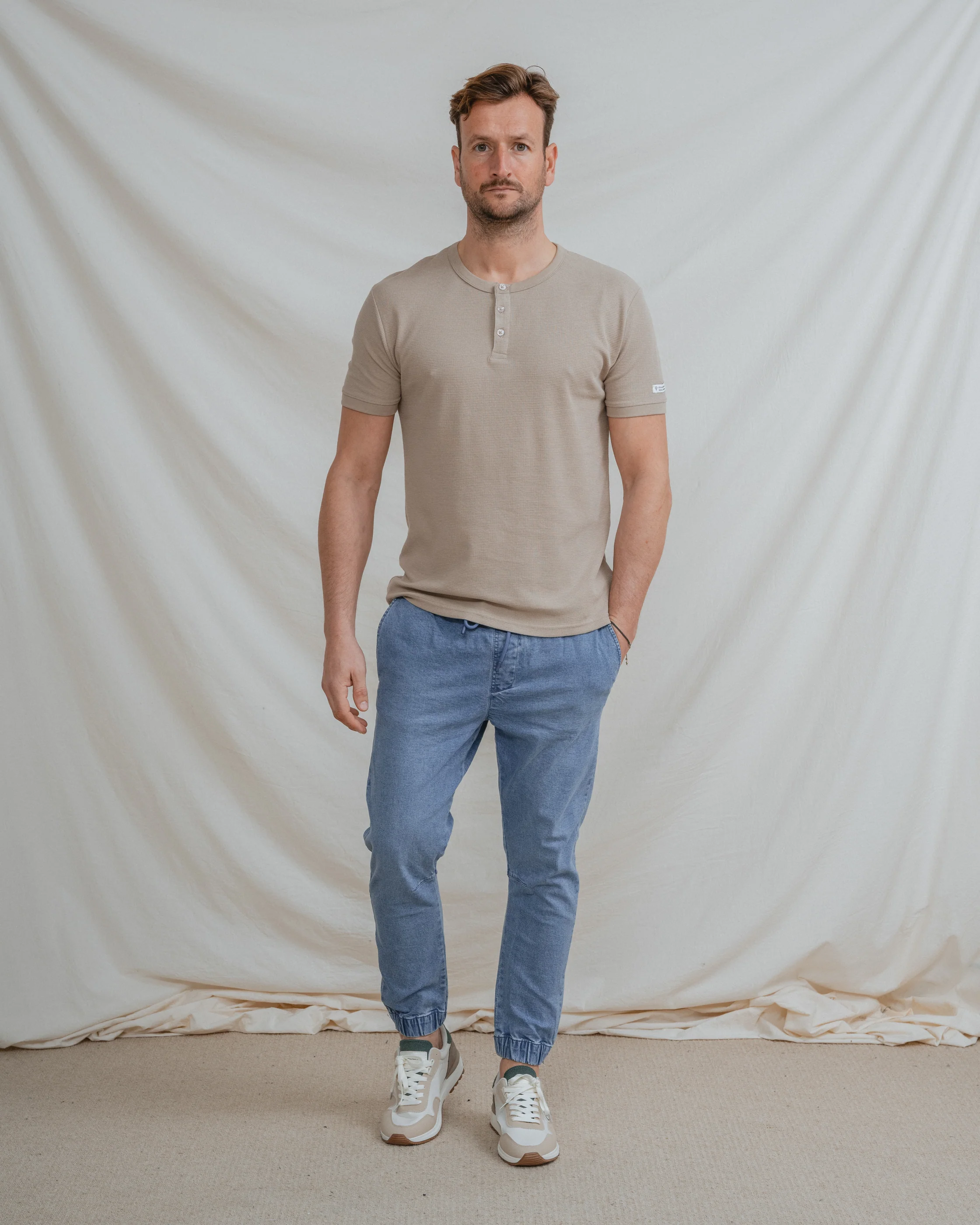 PANTALON JOGGER DENIM - Image 3